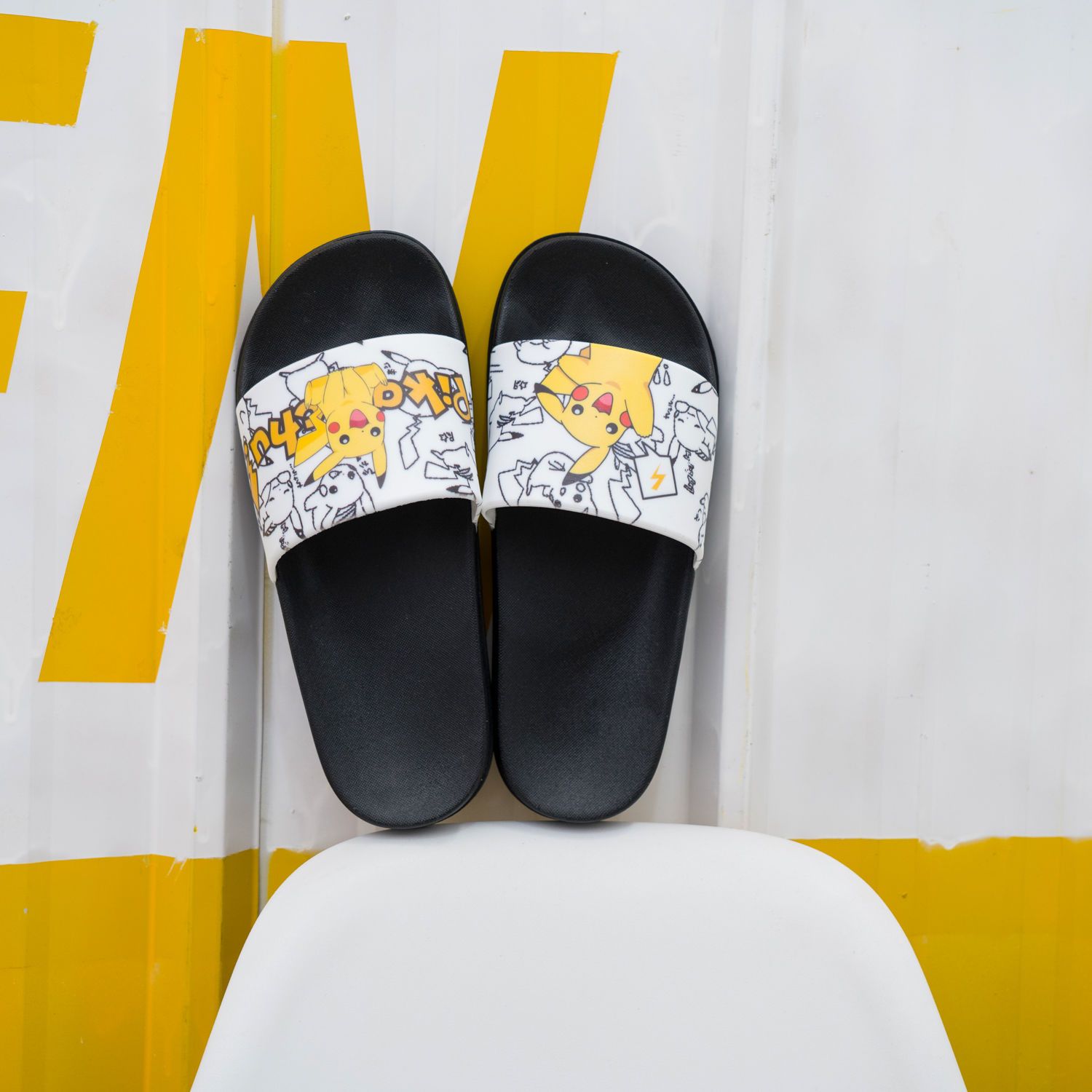 Nouvelles pantoufles d'été pou - Cosplay Korean Anime avis et prix