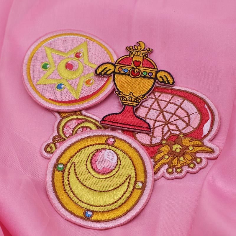 Patch en tissu brodé auto-adhé - Sailor Moon Wand avis et prix