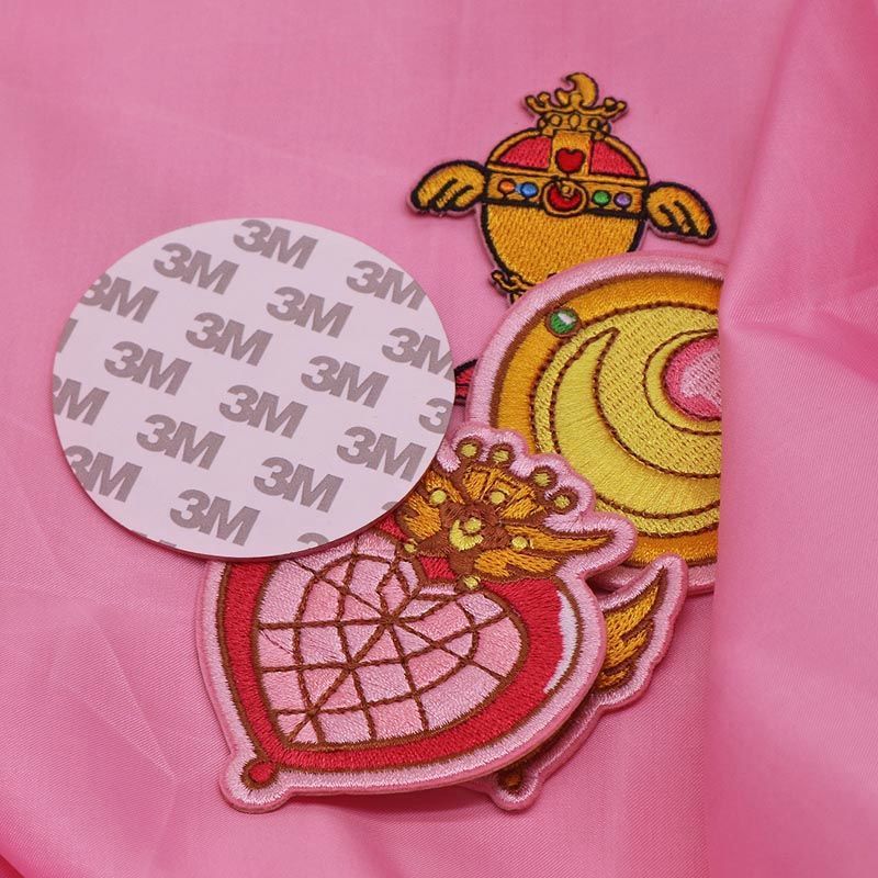 Patch en tissu brodé auto-adhé - Sailor Moon Wand avis et prix